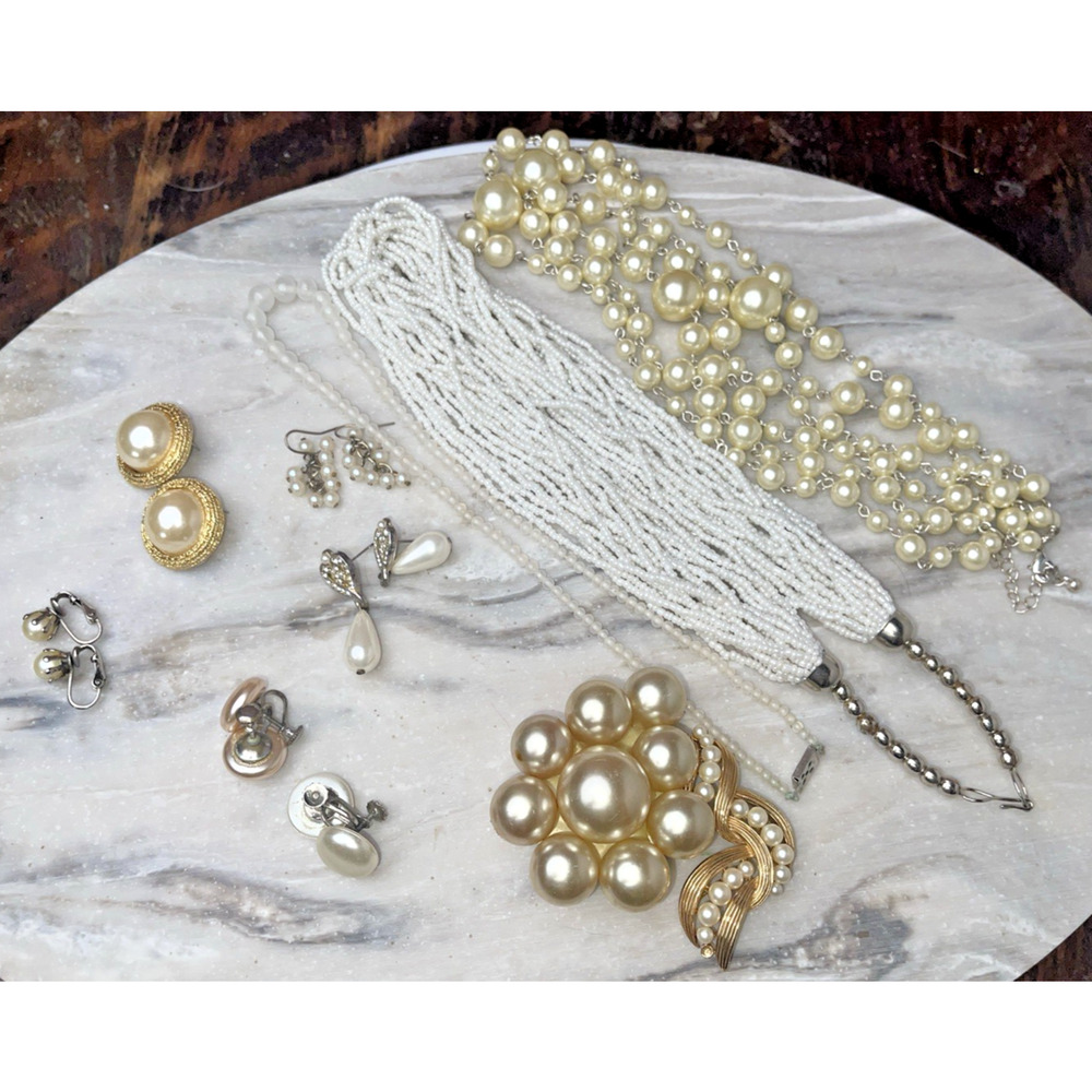 Vintage Faux Pearl Jewelry Lot 11pc Brooch Necklace Earrings Mid Century Style